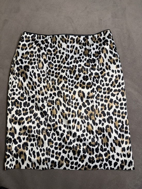 White House Black Market Dresses & Skirts - White House Black Market Leopard Print Pencil Skirt in Black, White & Tan
